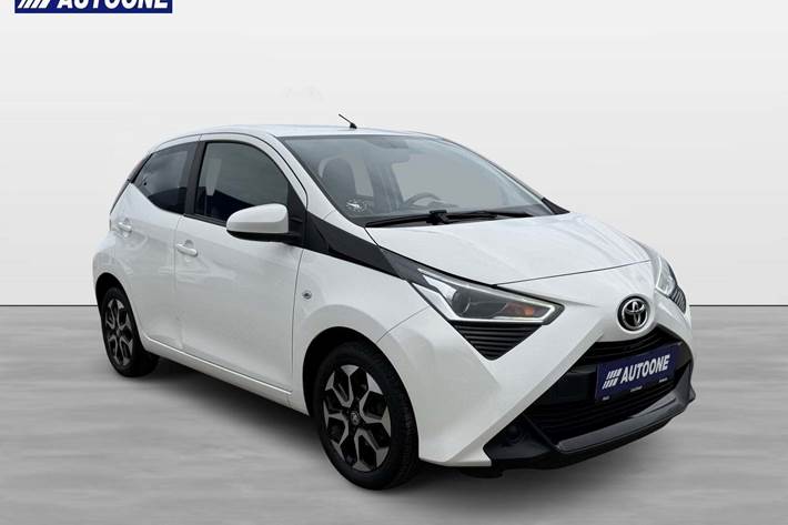 Hvid Toyota Aygo fra 2018