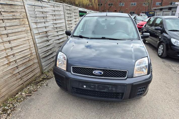 undefined Ford Fusion fra 2006