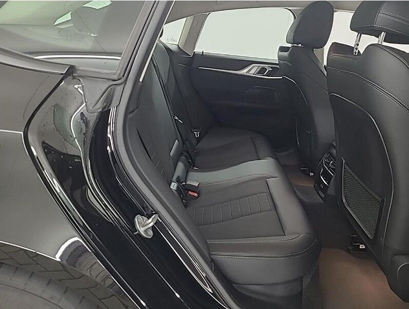 Sort BMW i4 fra 2023