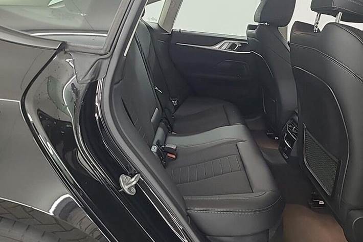 Sort BMW i4 fra 2023