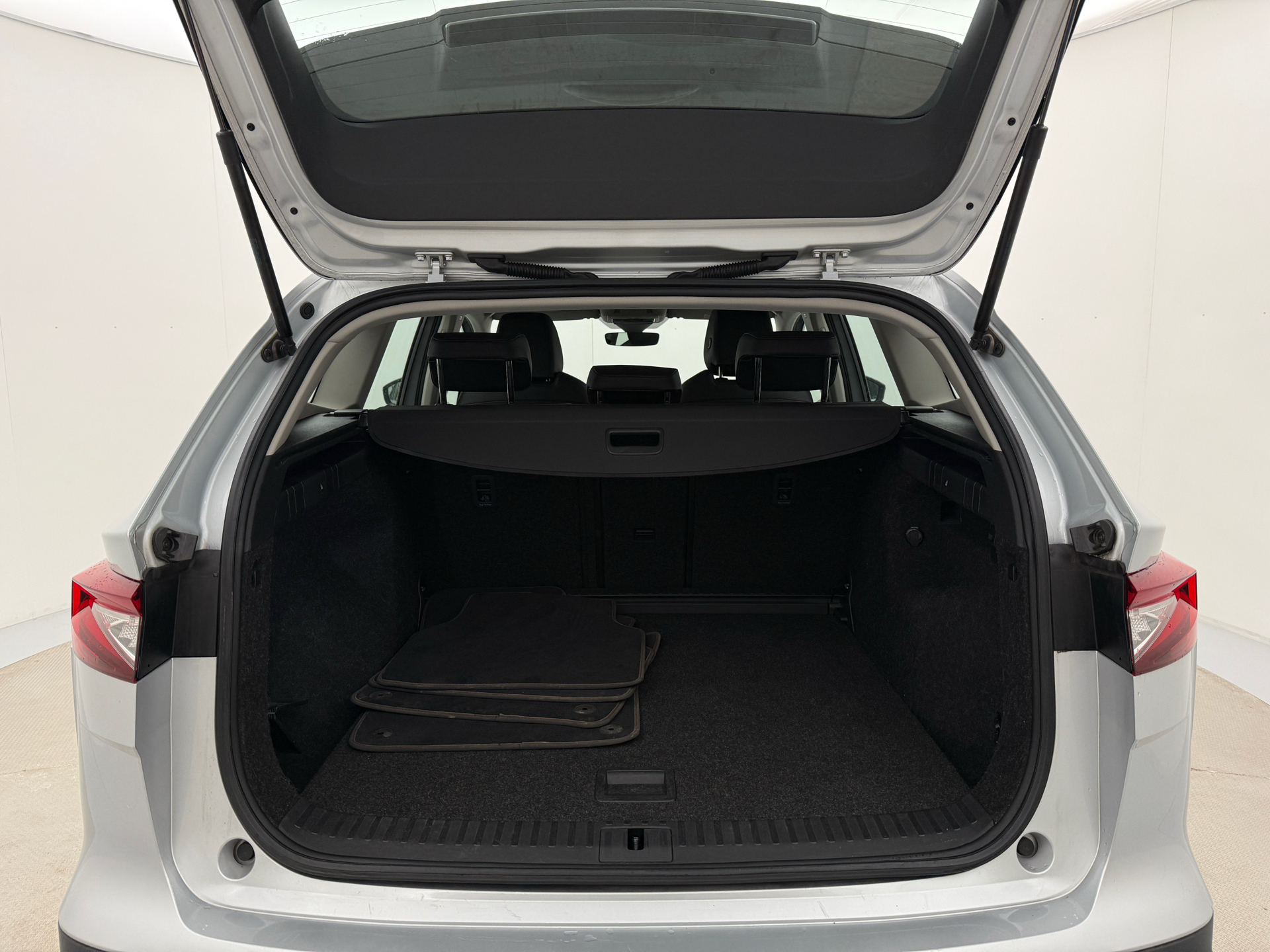 Sølv Skoda Enyaq fra 2021