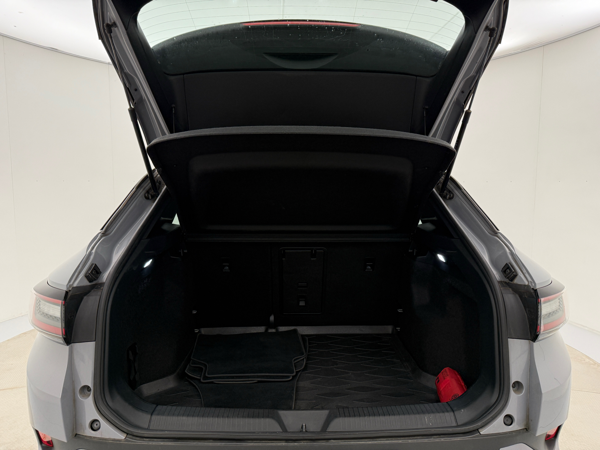 Grå VW ID.4 fra 2022