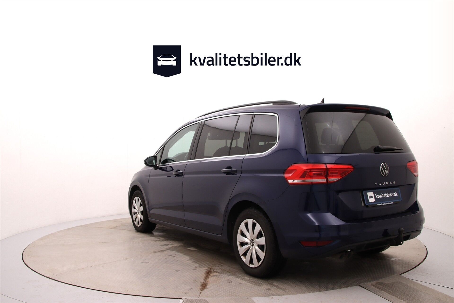 Blå VW Touran fra 2022