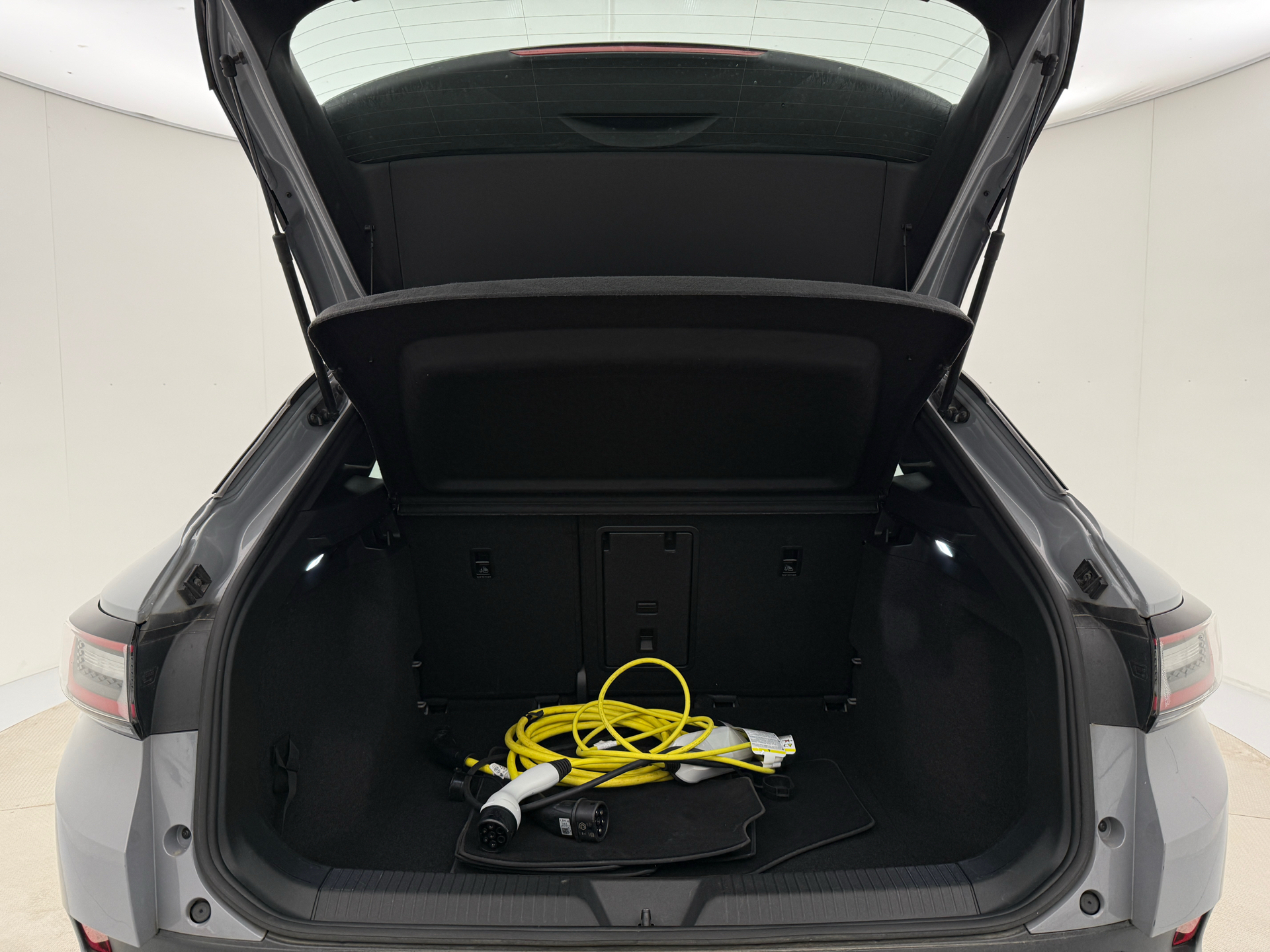 Grå VW ID.4 fra 2023