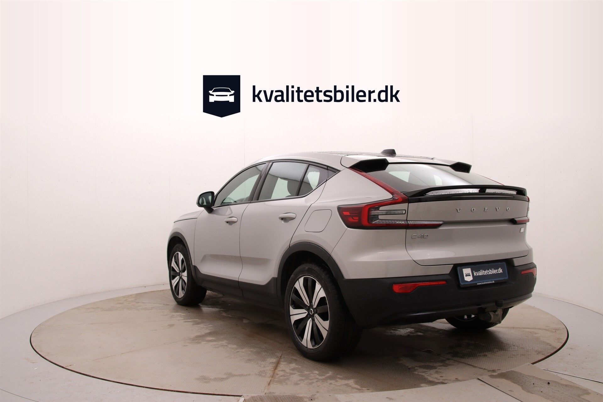 Sølv Volvo C40 fra 2023