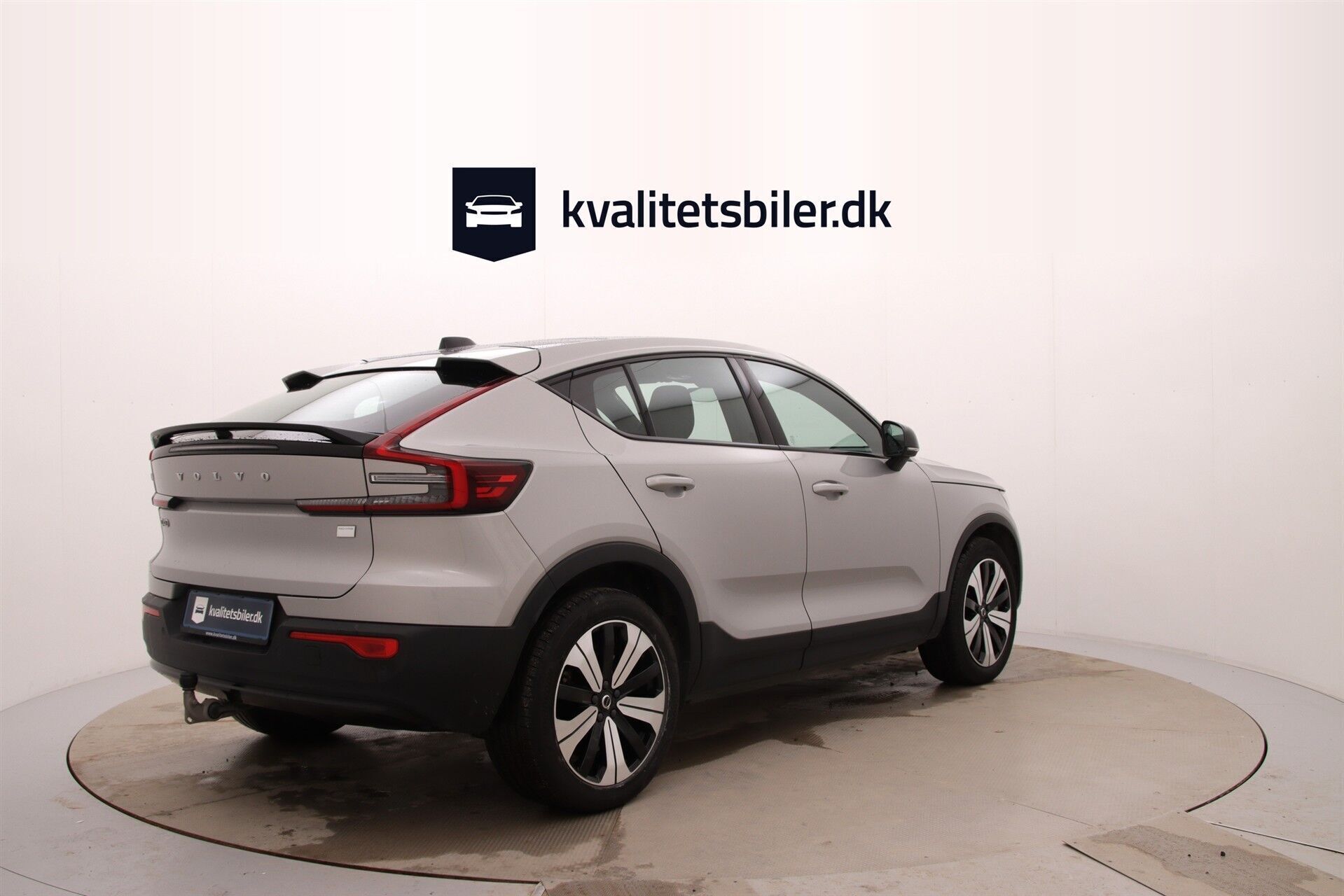 Sølv Volvo C40 fra 2023