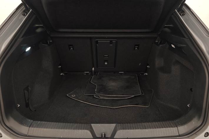 Grå VW ID.4 fra 2022