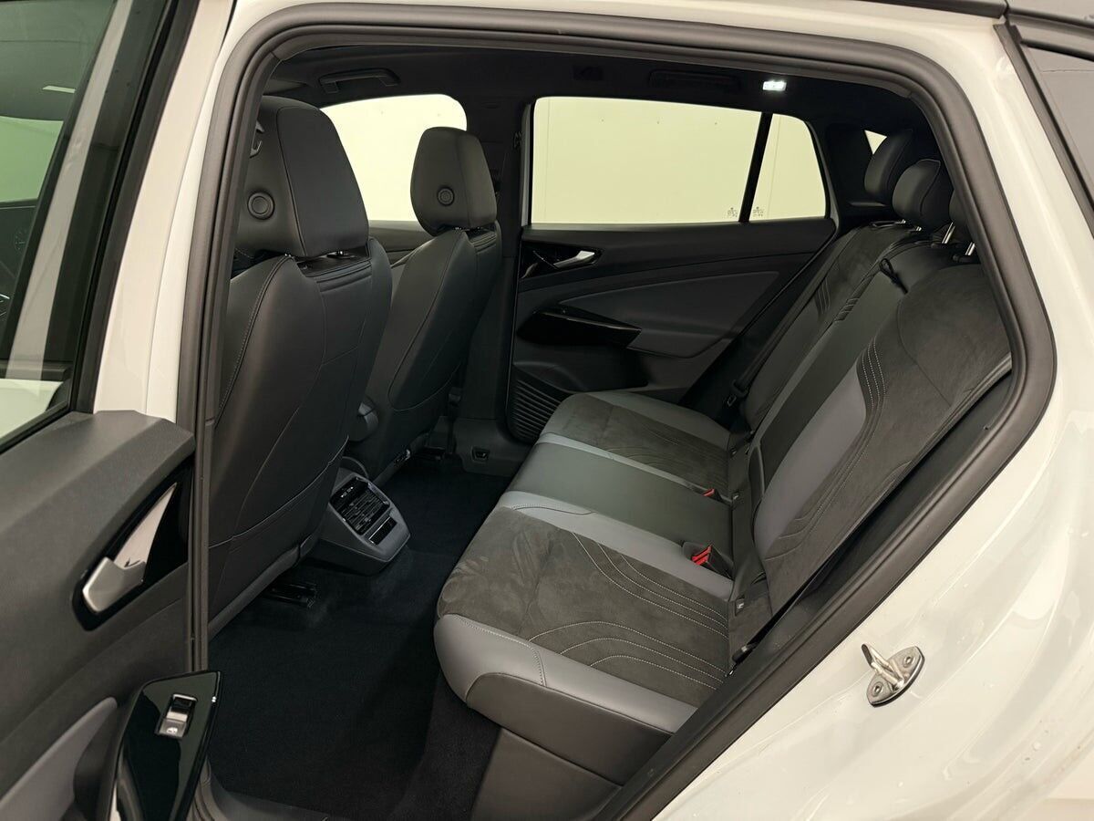 Hvid VW ID.4 fra 2022