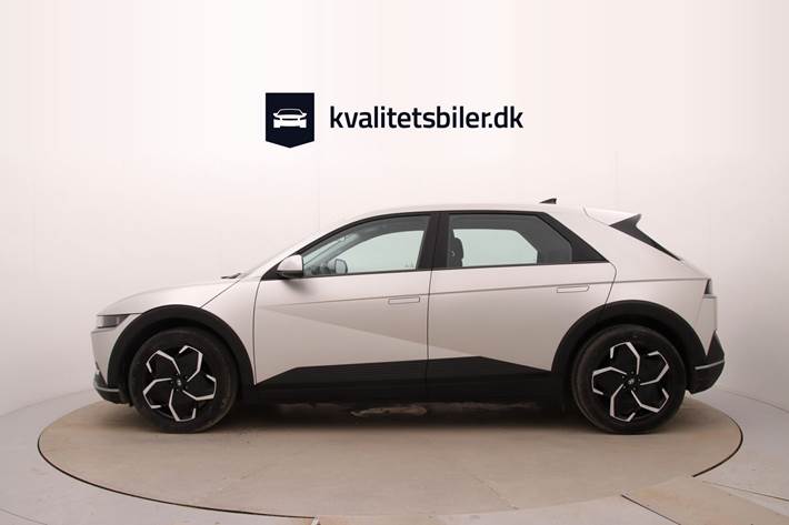 Sølv Hyundai Ioniq 5 fra 2022