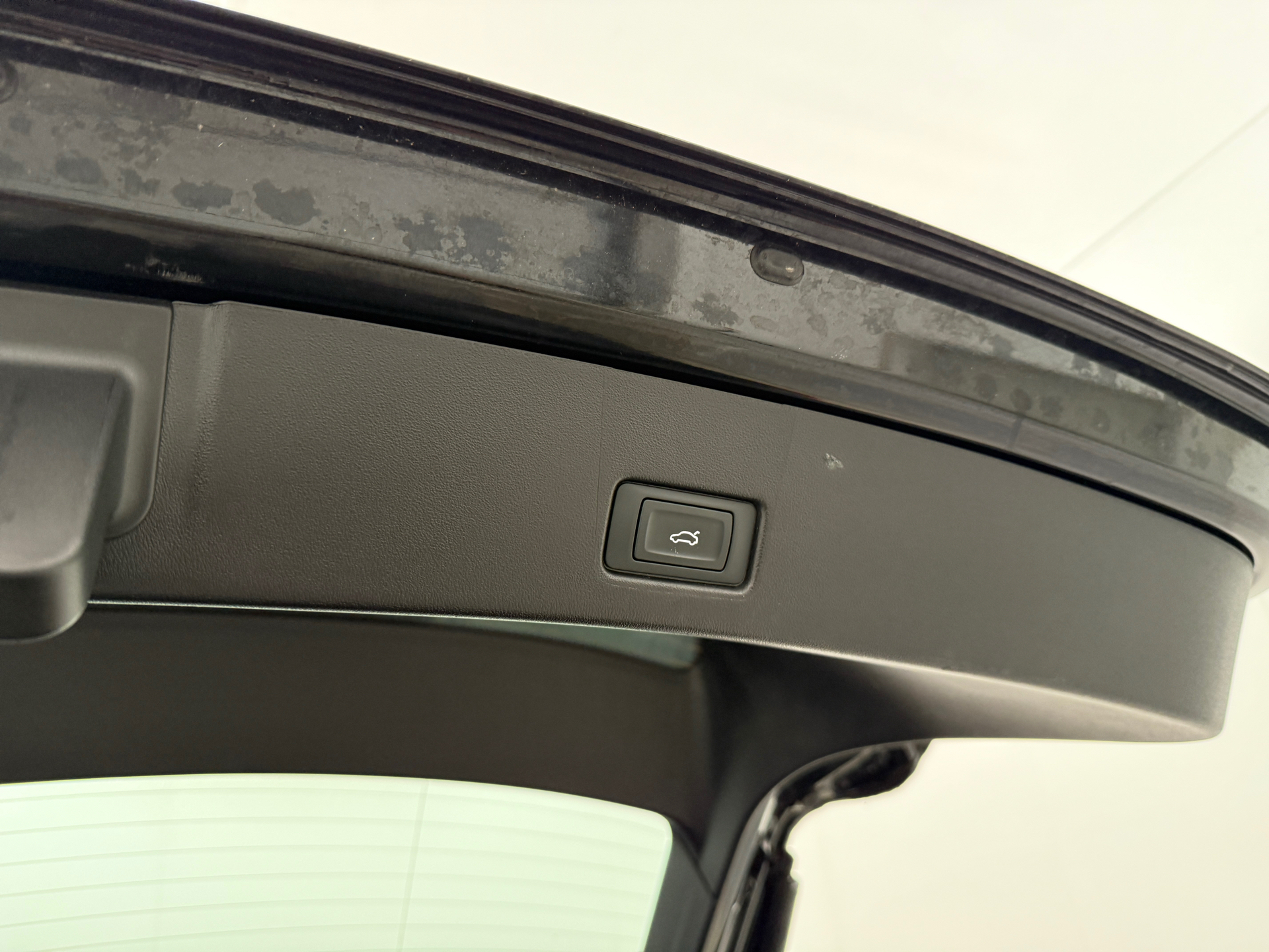 Sort Audi Q4 fra 2023