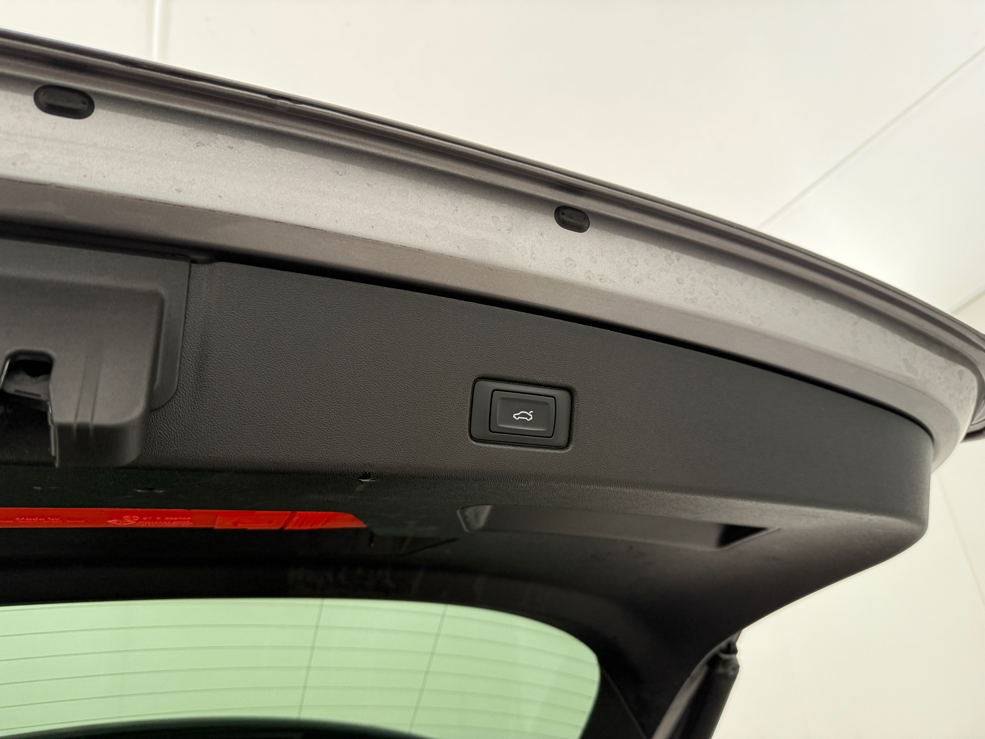 Grå Audi Q4 fra 2021