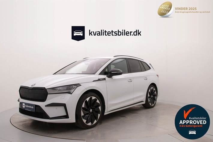 Hvid Skoda Enyaq fra 2023 set udefra