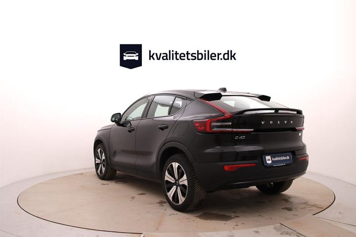 Sort Volvo C40 fra 2023