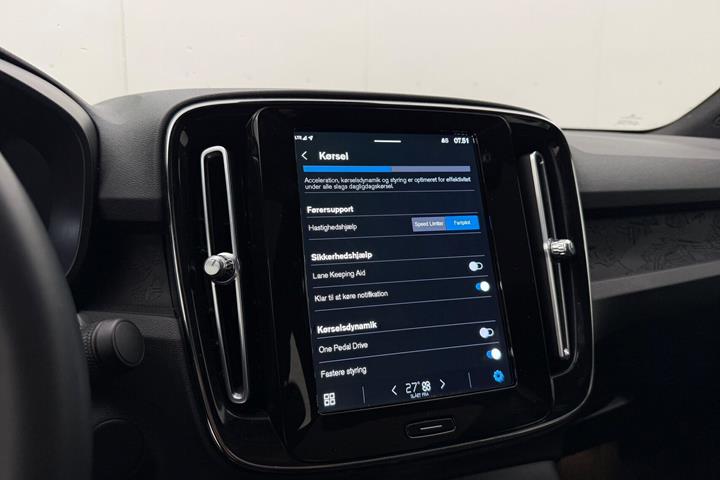 Sort Volvo C40 fra 2023