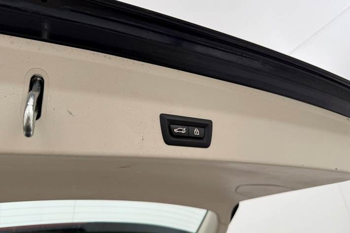 Sort BMW iX3 fra 2021