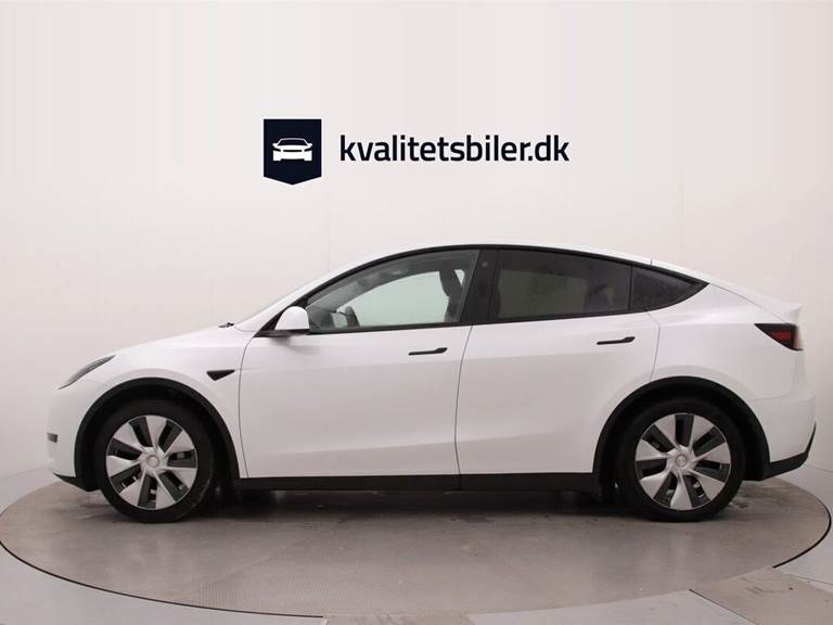 Tesla Model Y EL RWD 299HK 5d Aut.