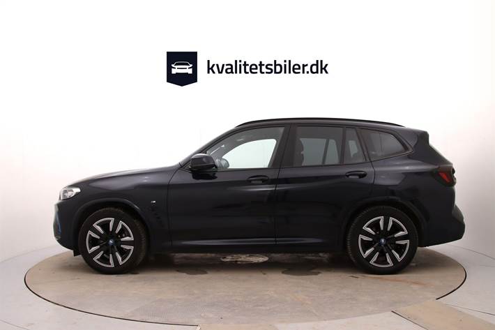 Sort BMW iX3 fra 2022