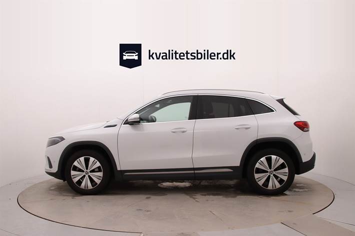Hvid Mercedes EQA 250 fra 2021