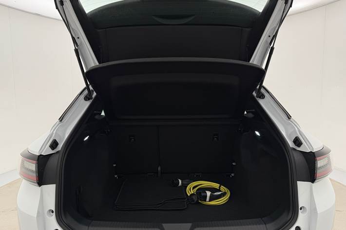 Hvid VW ID.4 fra 2021