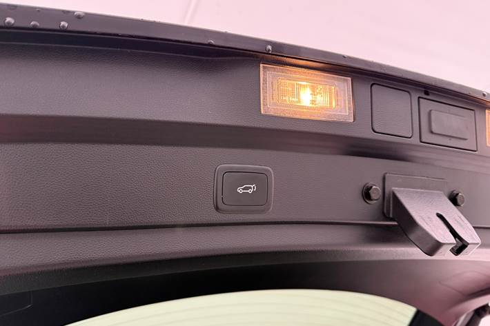 Sort MG Marvel R fra 2024