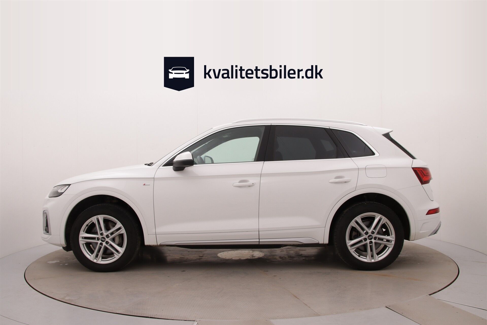 Audi Q5 2,0 50 TFSI e  Plugin-hybrid S Line Quattro S Tron 299HK 5d 7g Aut.