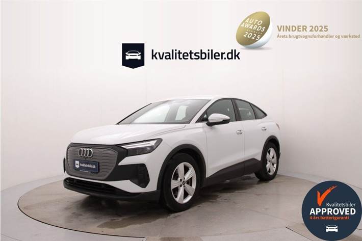 Hvid Audi Q4 fra 2023 set udefra