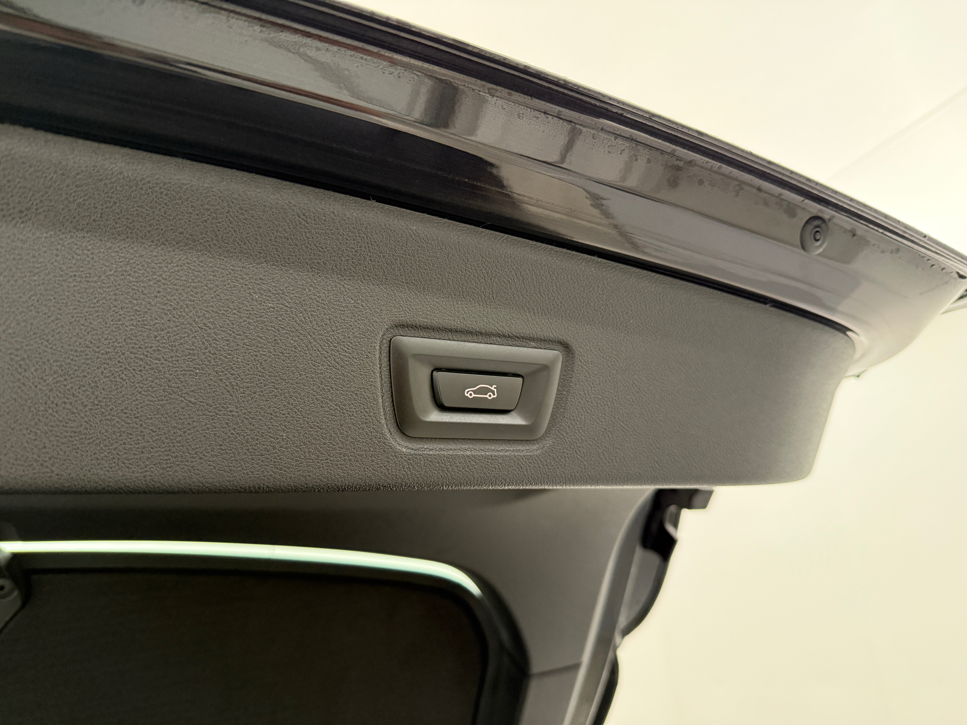 Sort BMW i4 fra 2023