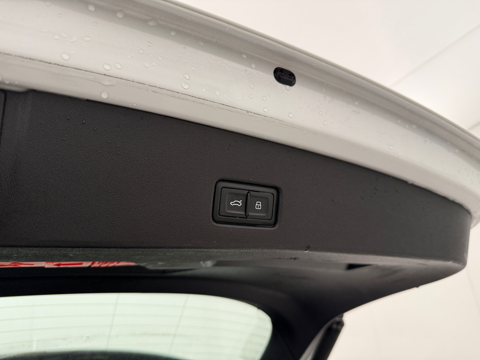 Hvid Audi Q4 fra 2022