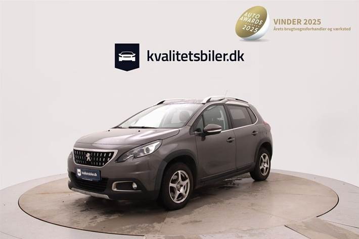 Grå Peugeot 2008 fra 2019 set udefra