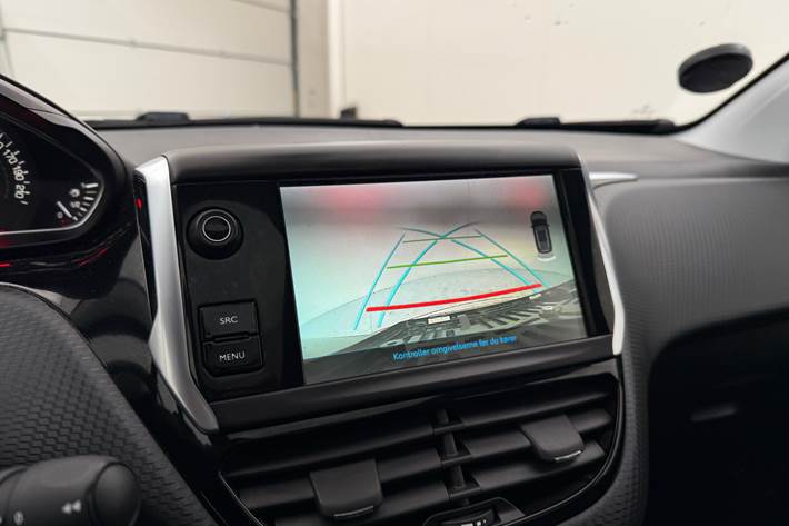 Grå Peugeot 2008 fra 2019