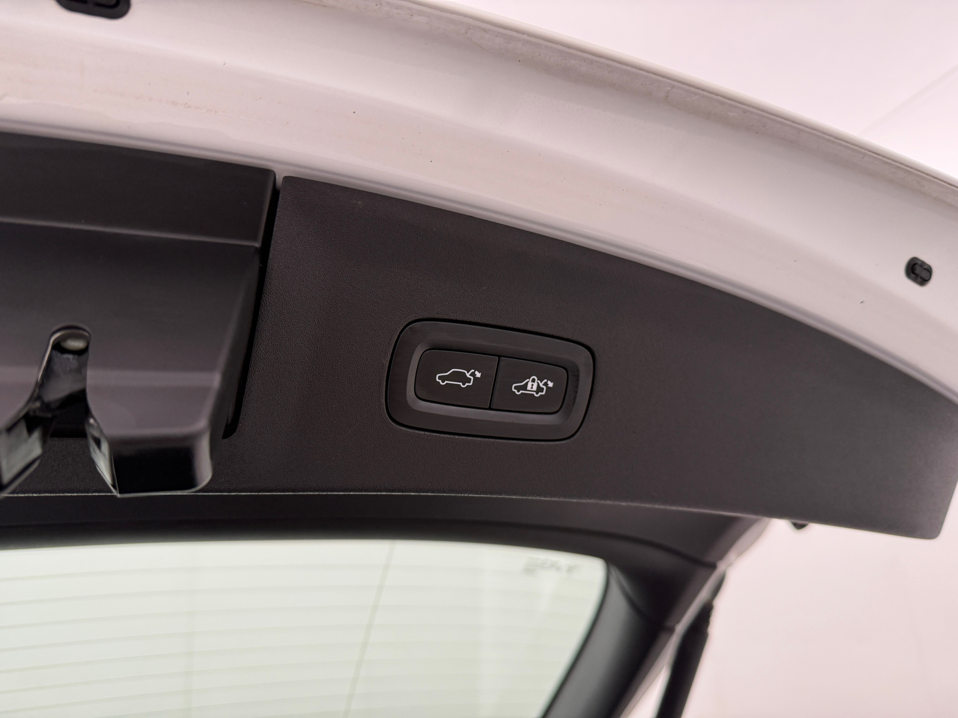 Hvid Polestar 2 fra 2021