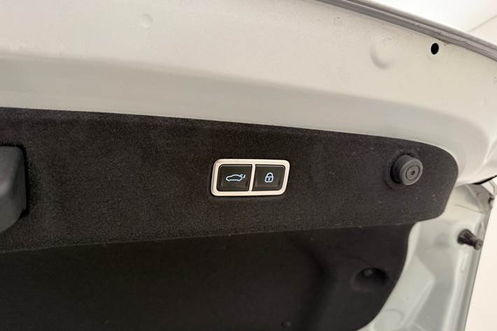 Grå Hyundai Ioniq 6 fra 2023