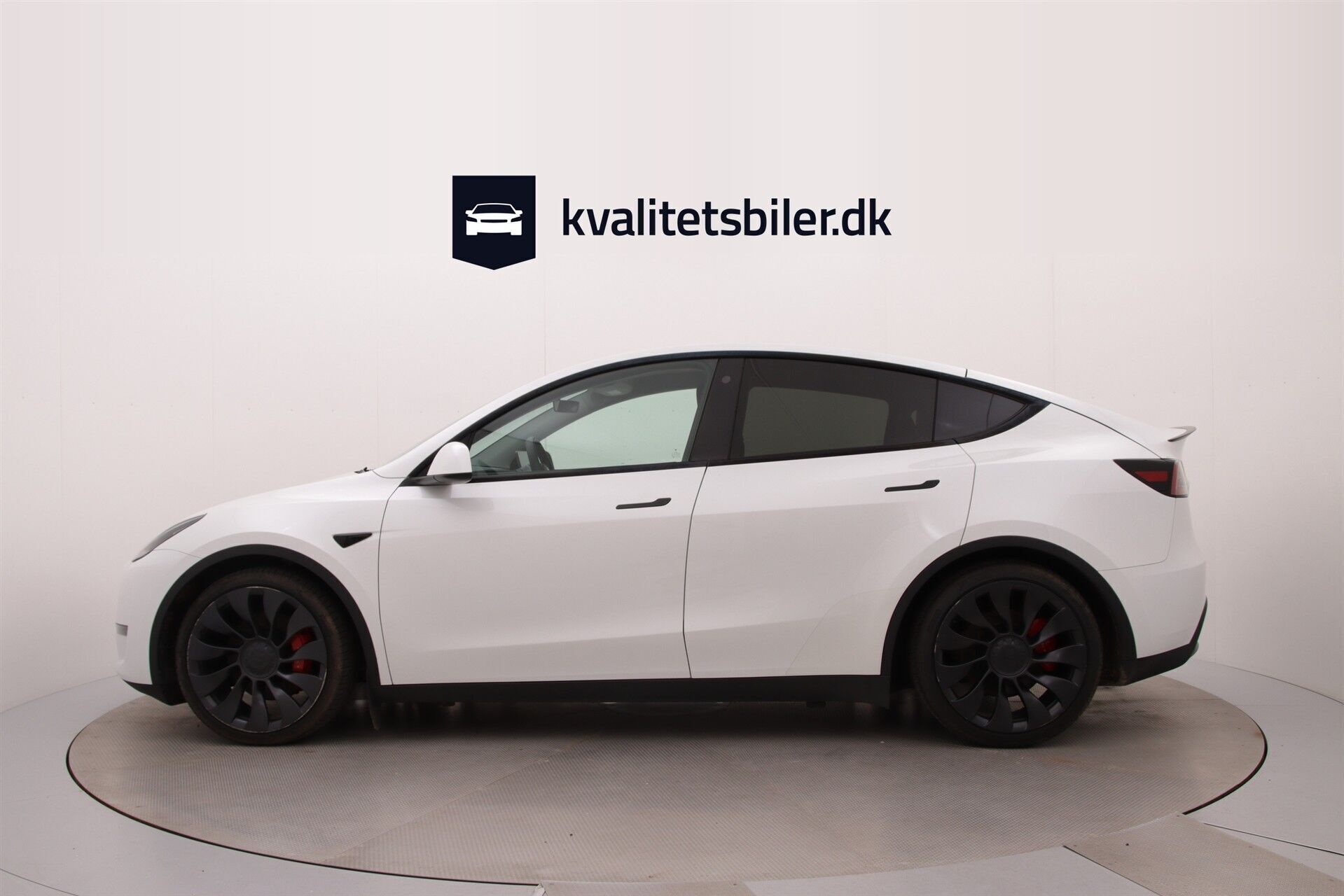Tesla Model Y EL Performance AWD 534HK 5d Aut.