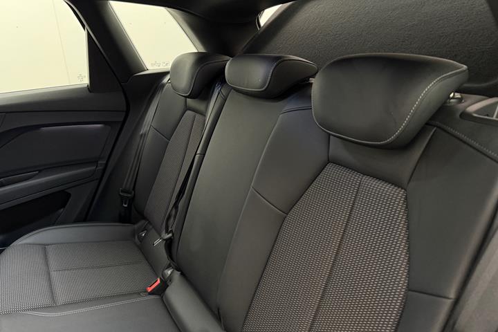 Sort Audi Q4 fra 2023