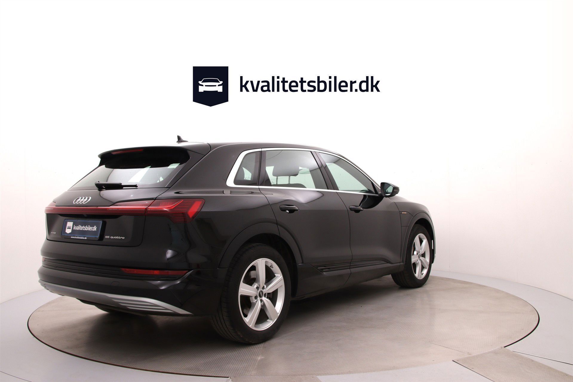 Sort Audi e-tron fra 2022