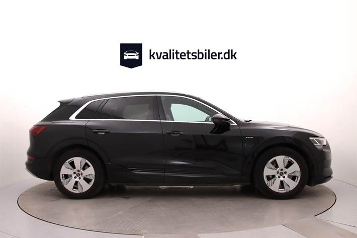 Sort Audi e-tron fra 2022