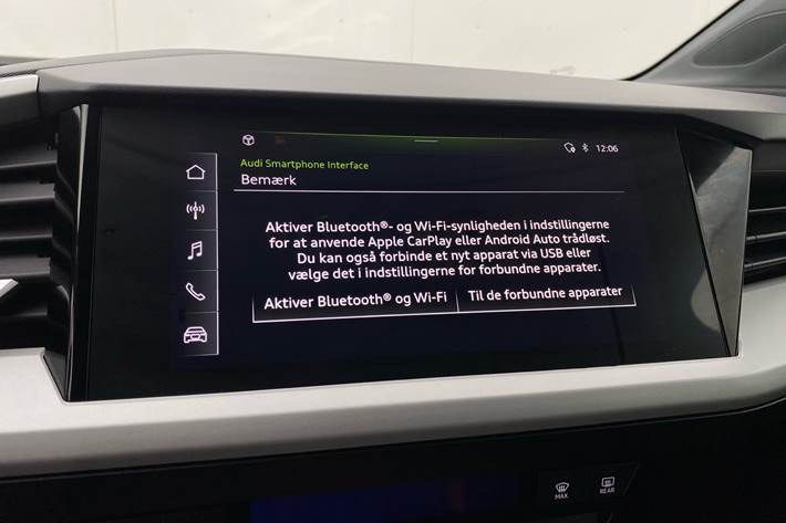 Grå Audi Q4 fra 2021