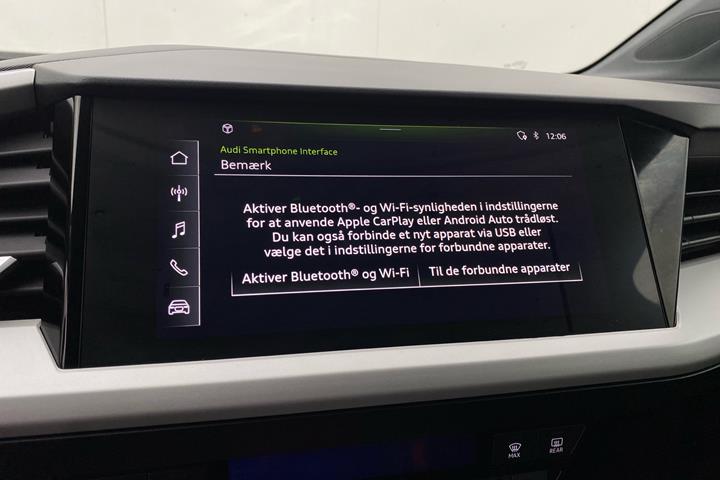 Grå Audi Q4 fra 2021