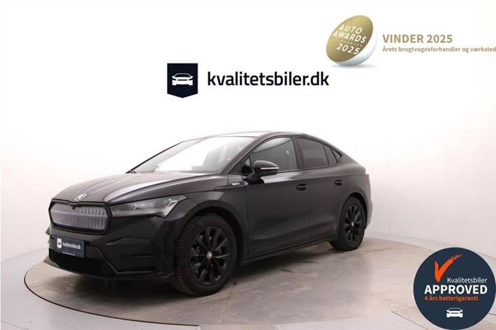 Sort Skoda Enyaq iV fra 2022 set udefra