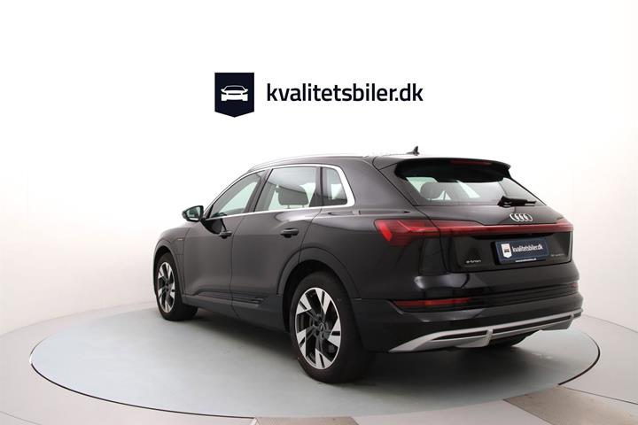 Sort Audi e-tron fra 2021