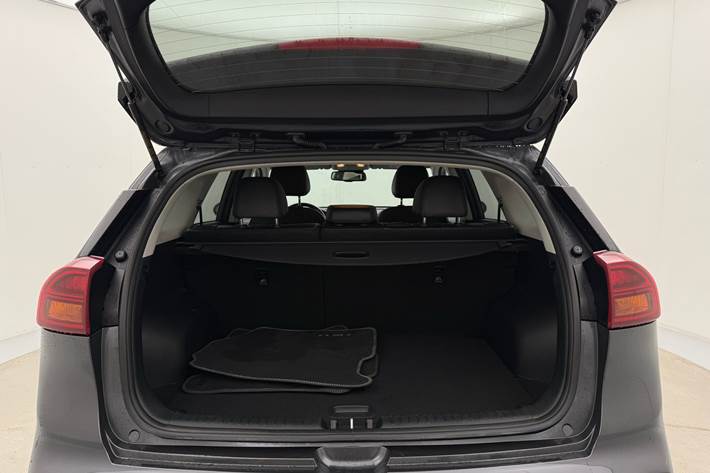 Grå Kia e-Niro fra 2020