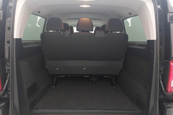 Sort Mercedes Vito fra 2018