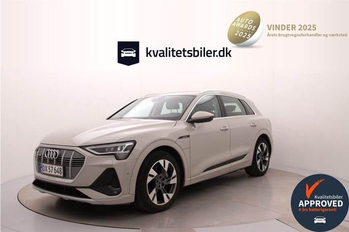 Beige Audi e-tron fra 2020 set udefra