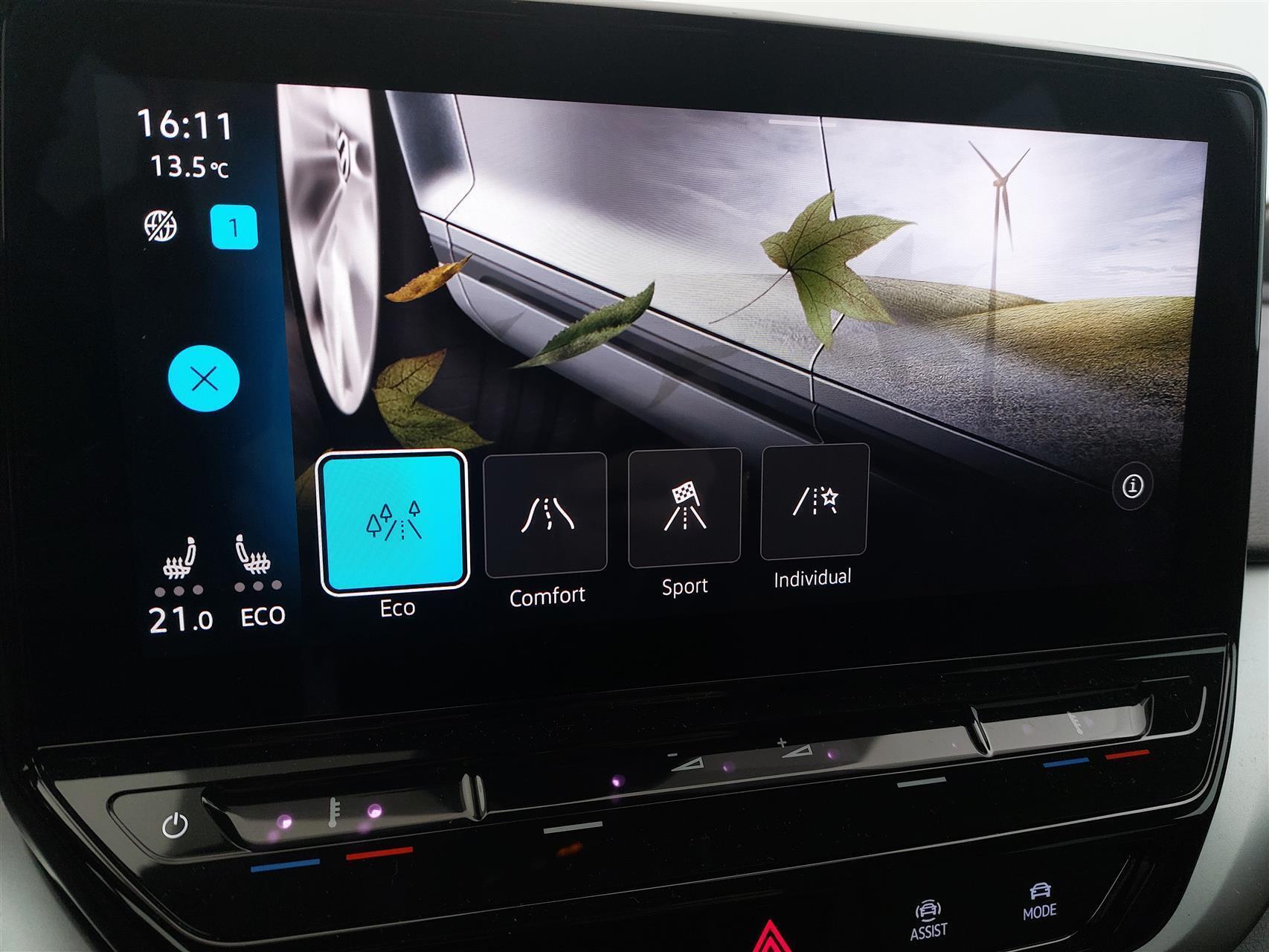 Blå VW ID.4 fra 2021
