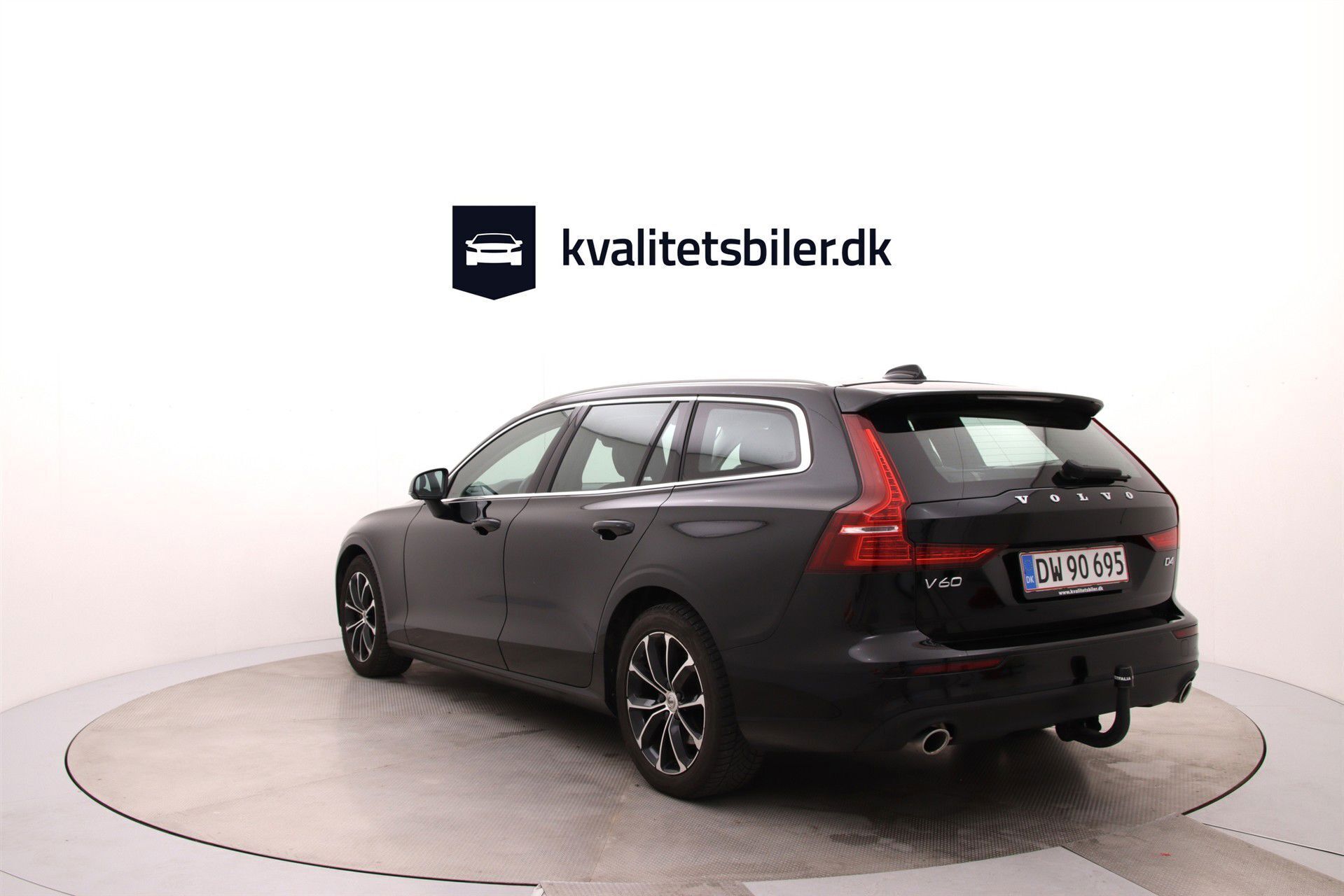 Sort Volvo V60 fra 2020