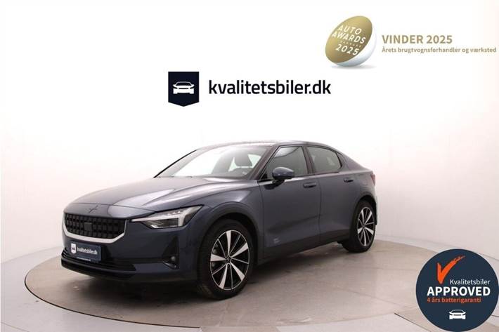 Blå Polestar 2 fra 2022 set udefra