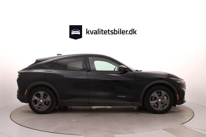 Sort Ford Mustang Mach-E fra 2022