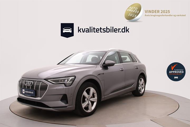Grå Audi e-tron fra 2020 set udefra