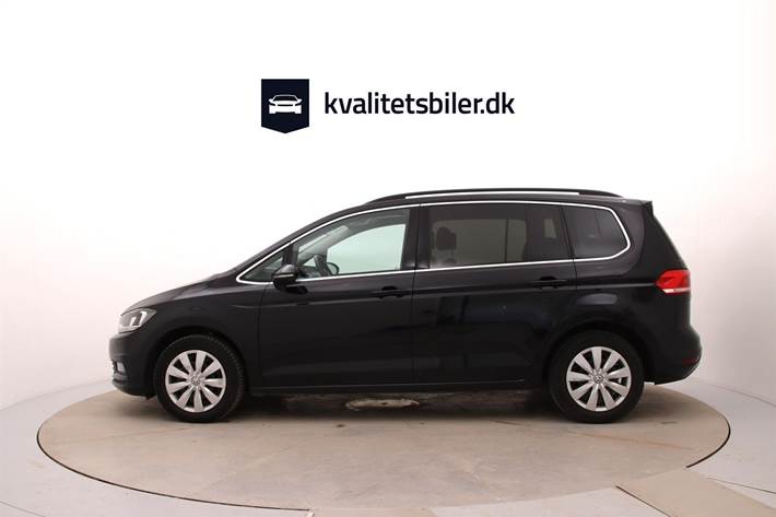 Sort VW Touran fra 2018