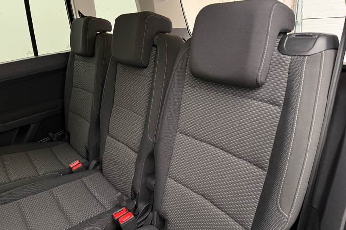 Sort VW Touran fra 2018
